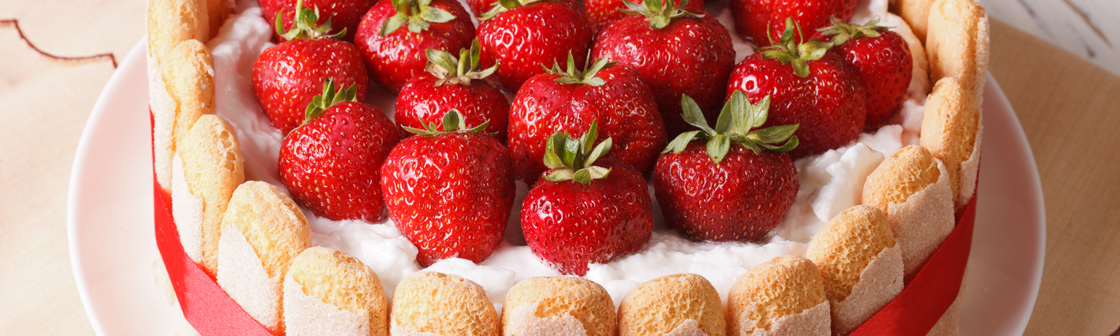 Клубничная шарлотка с маскарпоне