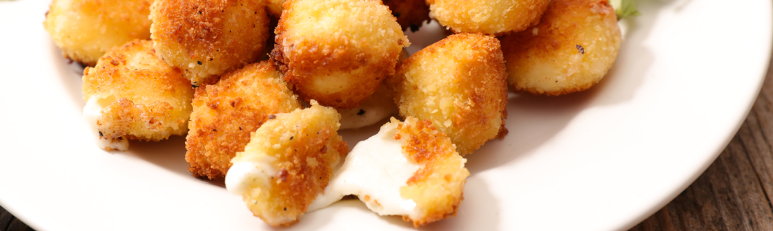Моцарелла мини во фритюре
