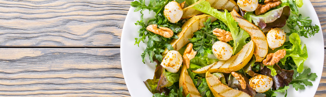 Салат с грушей