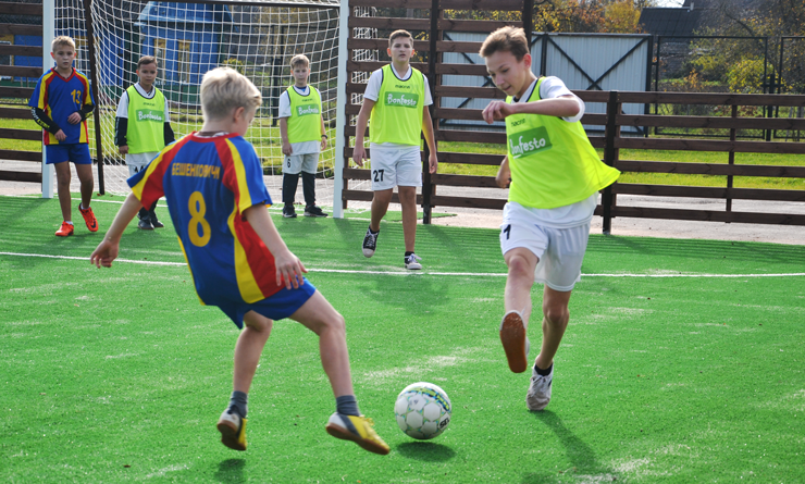 Открытие мини-футбольного поля в Бешенковичах