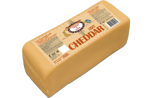 <span>Чеддер Light</span><br> <span>2600 г</span>