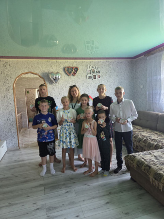 Туровский молочный комбинат присоединился к республиканской благотворительной акции «Соберём портфель первокласснику»